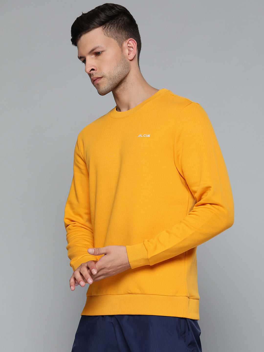 Alcis Men Yellow Solid Cotton Sweatshirt