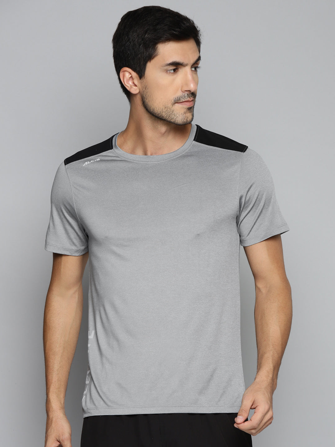 ALCIS Men Charcoal & Black Colourblocked Slim Fit Running T-shirt