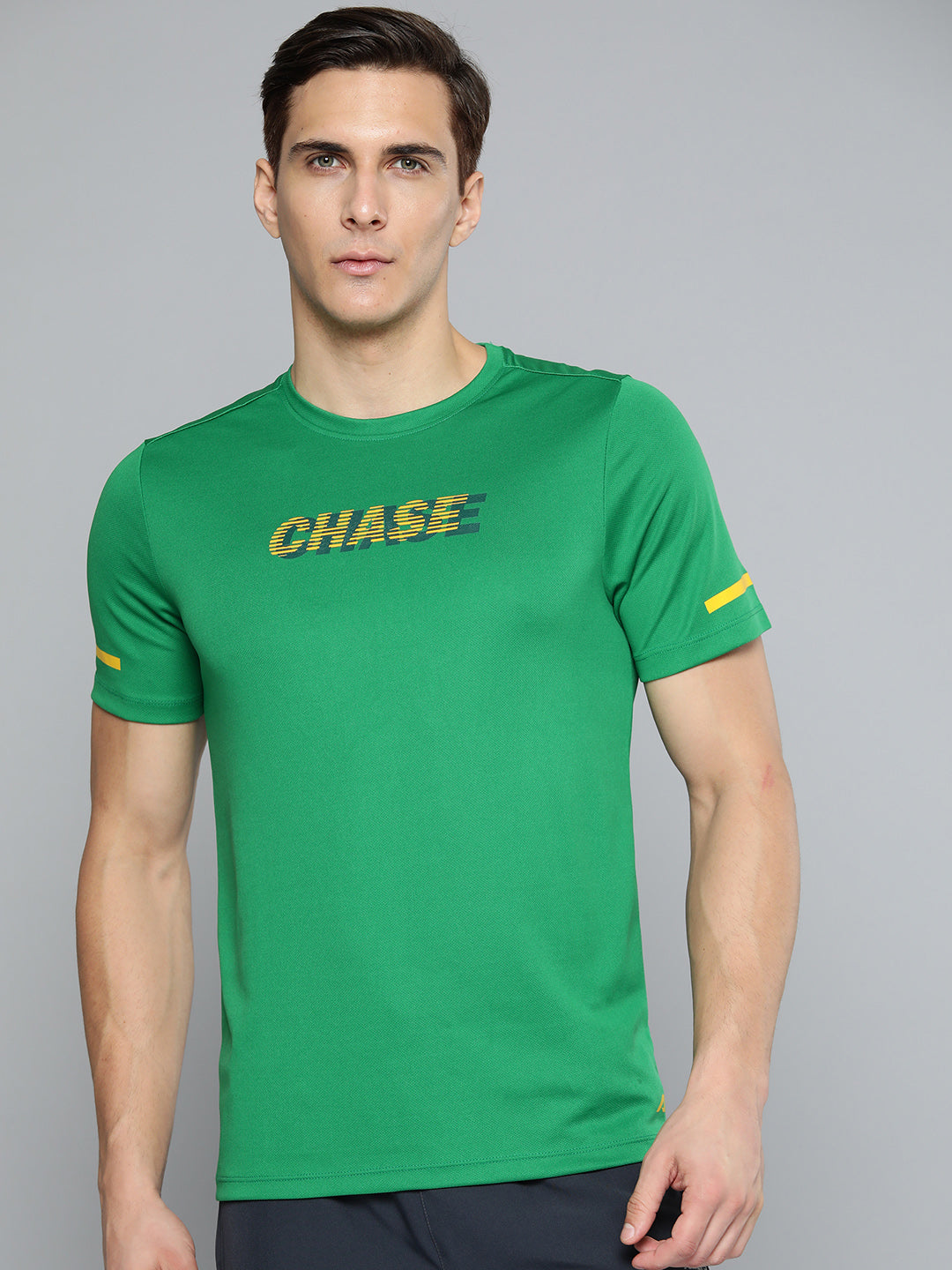 Alcis Men Green Yellow Typography Printed Slim Fit Running T-shirt