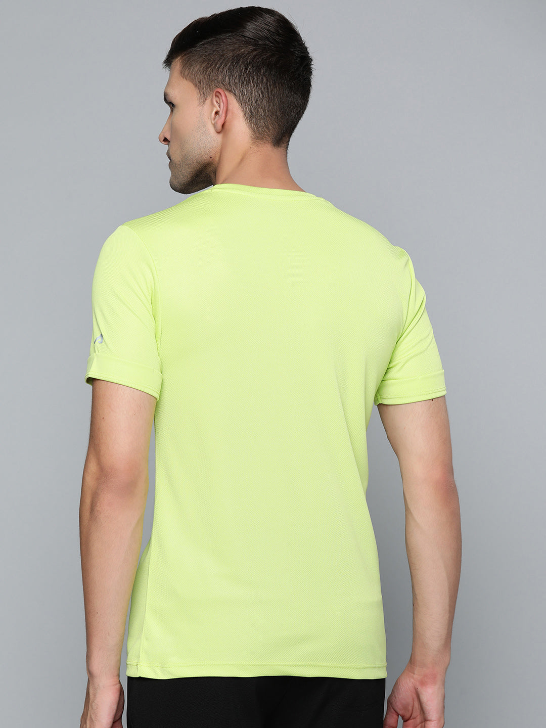 Alcis Men Green Solid T-shirt