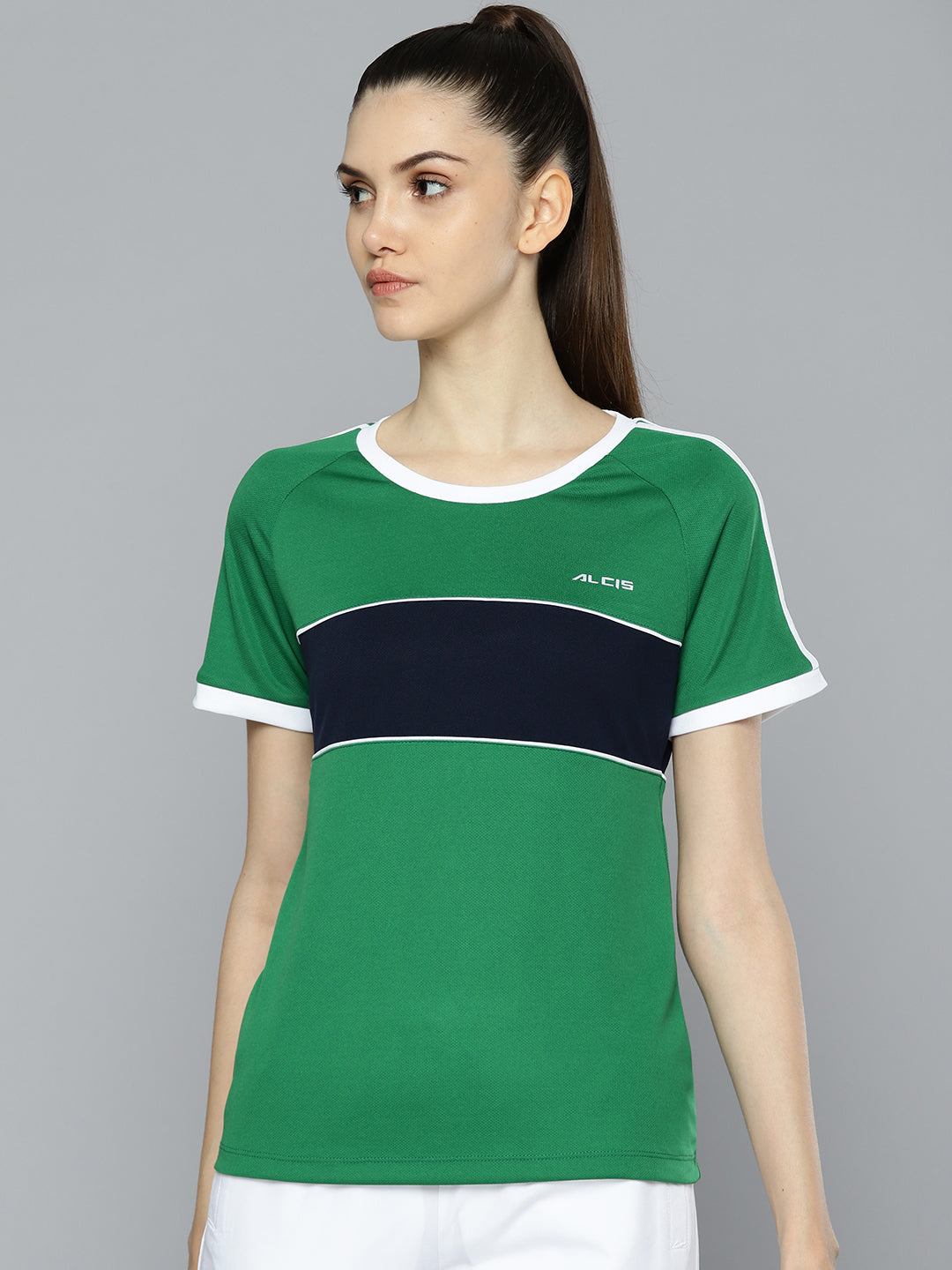Alcis Women Green Solid T-shirt