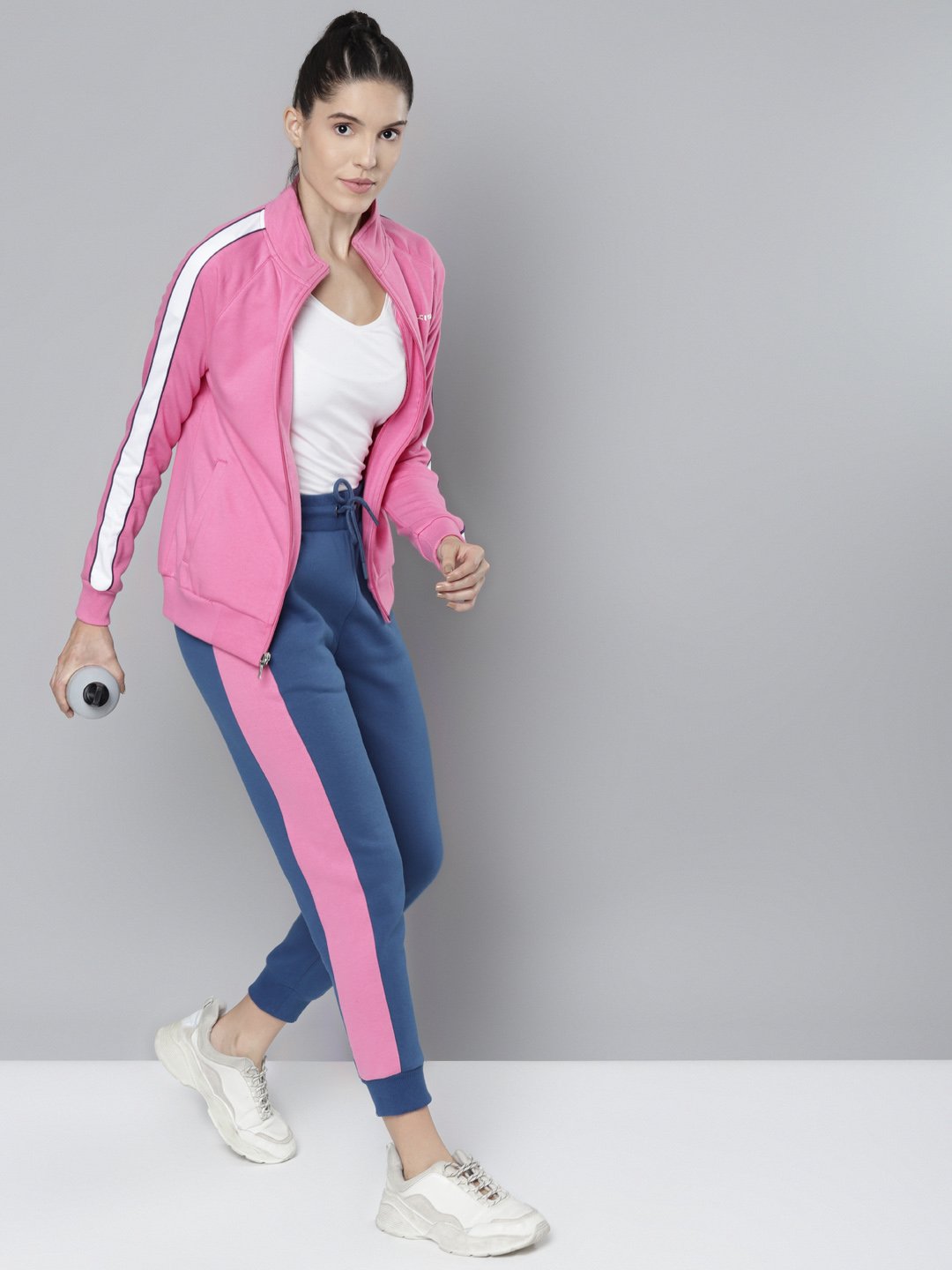 Alcis Women Solid Pink Jackets