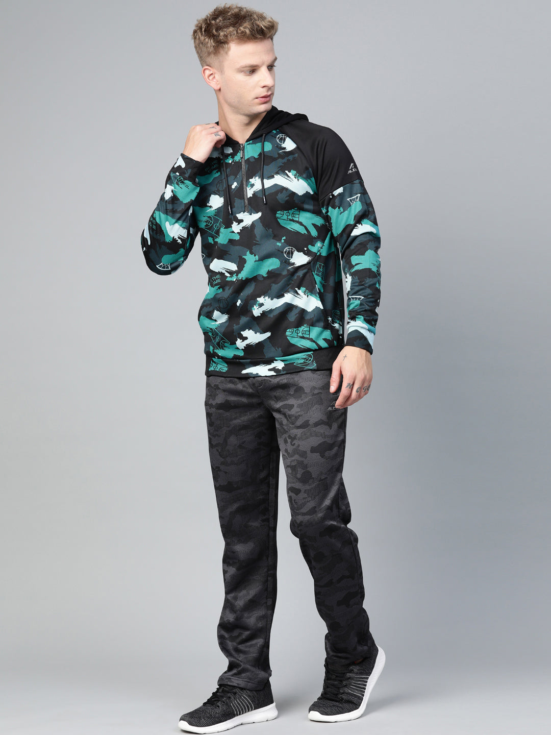Alcis Men Navy Blue  Black Camouflage Printed Hooded Sweatshirt