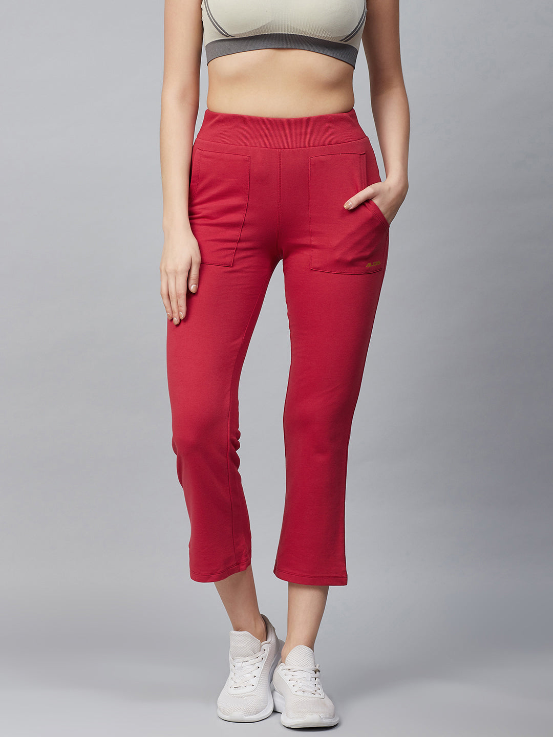 Alcis Women Red Solid Cropped Track Pants
