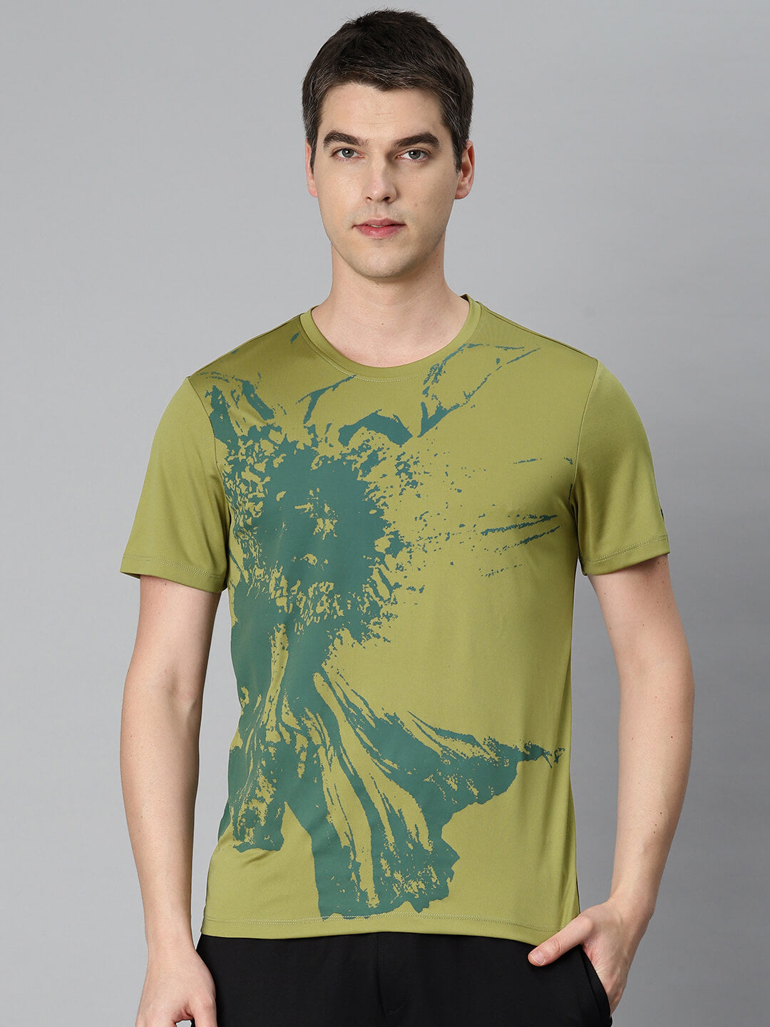 Alcis Men Olive Green Printed Anti Static Slim Fit Sports T-shirt