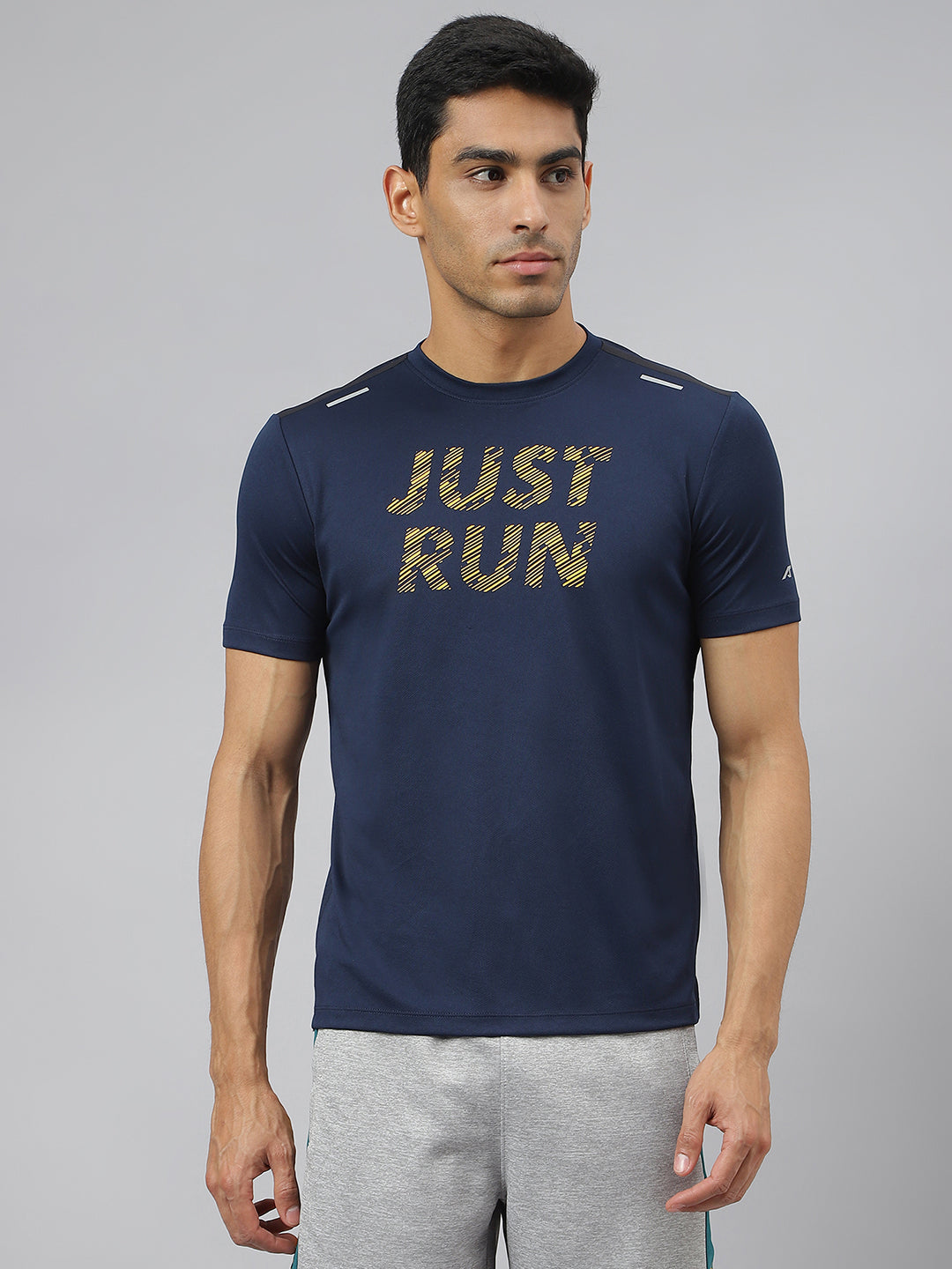Alcis Men Next Mile Navy Printed Anti-Static Slim-Fit Round Neck Running T-Shirt