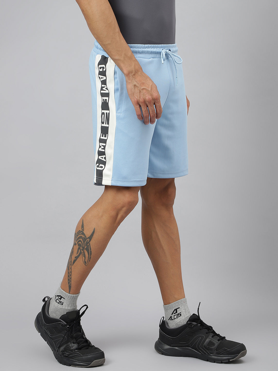 Alcis Men Powder Blue Graphic Print Soft-Touch Slim-Fit Athleisure Shorts