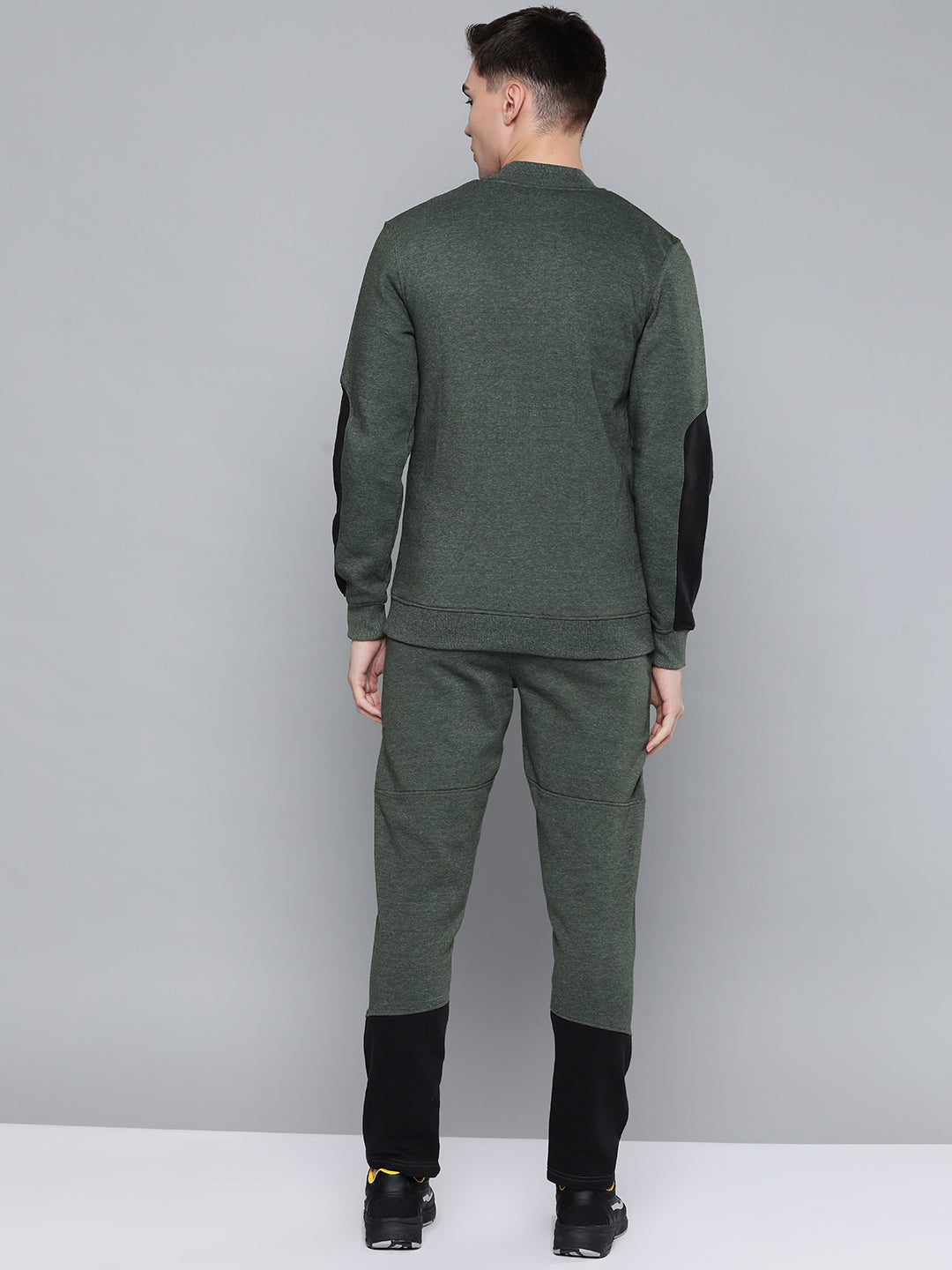 Alcis Men Olive Green Solid Track Suit
