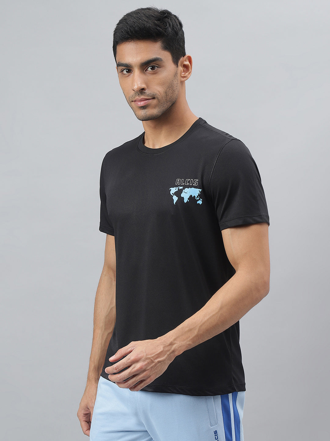 Alcis Men Black Anti-Static Slim-Fit Round Neck Training T-Shirt