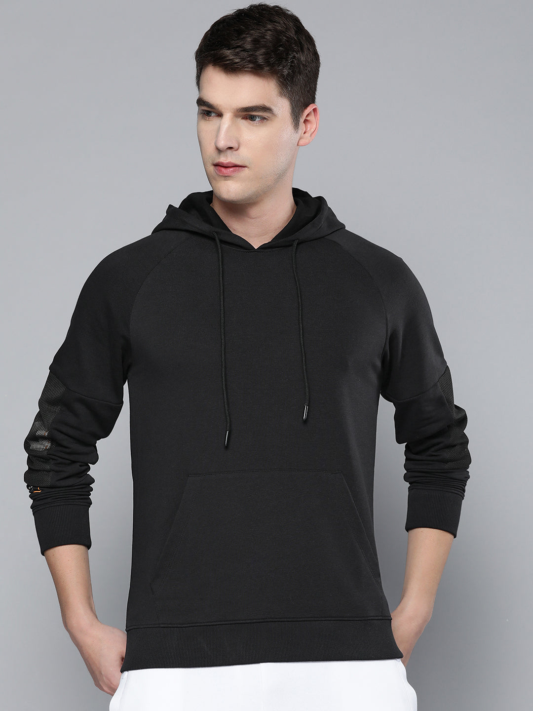 Alcis Men Black Solid Hooded Sweatshirt