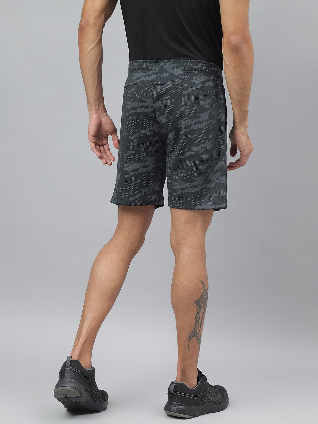 Alcis Men Dark Grey Anti-Static Graphic Print Slim-Fit Training Shorts