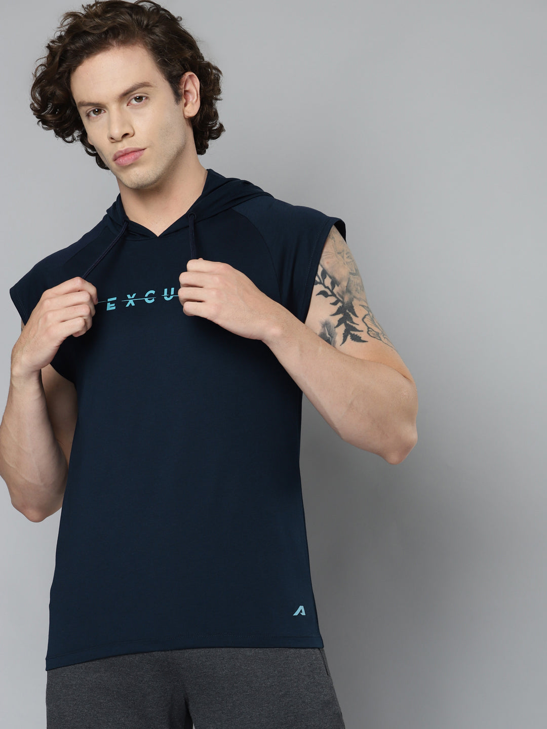 Alcis Men Navy Blue Typography Printed Slim Fit Running T-shirt