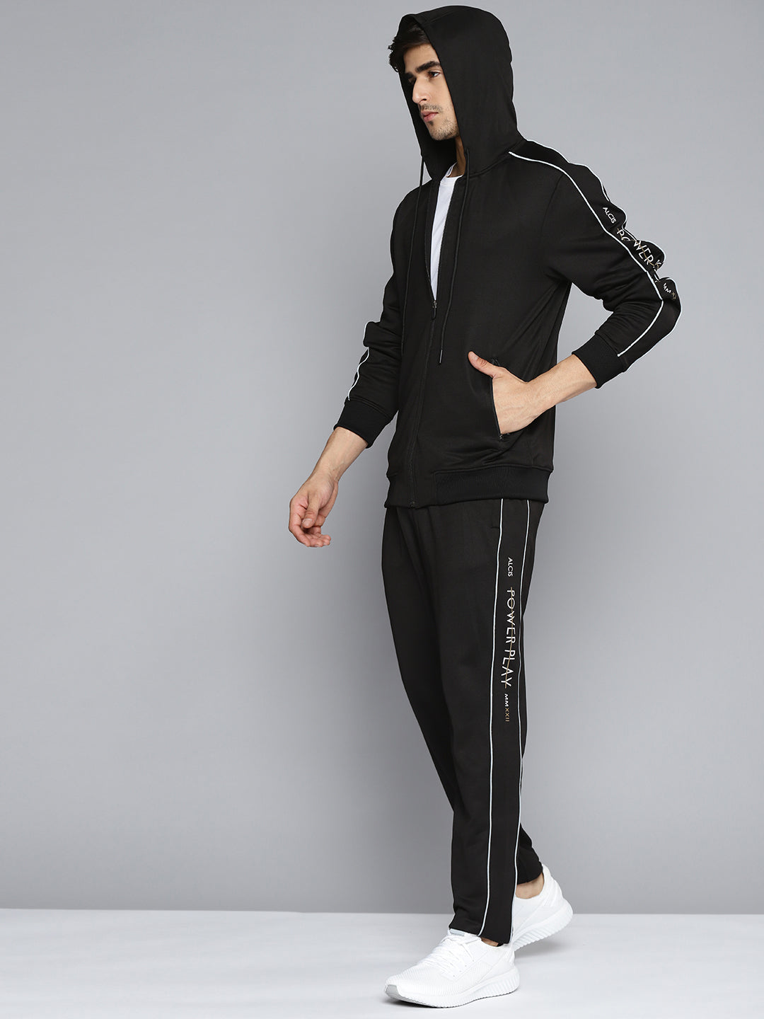 Alcis Men Black Solid Tracksuit with Side Detail