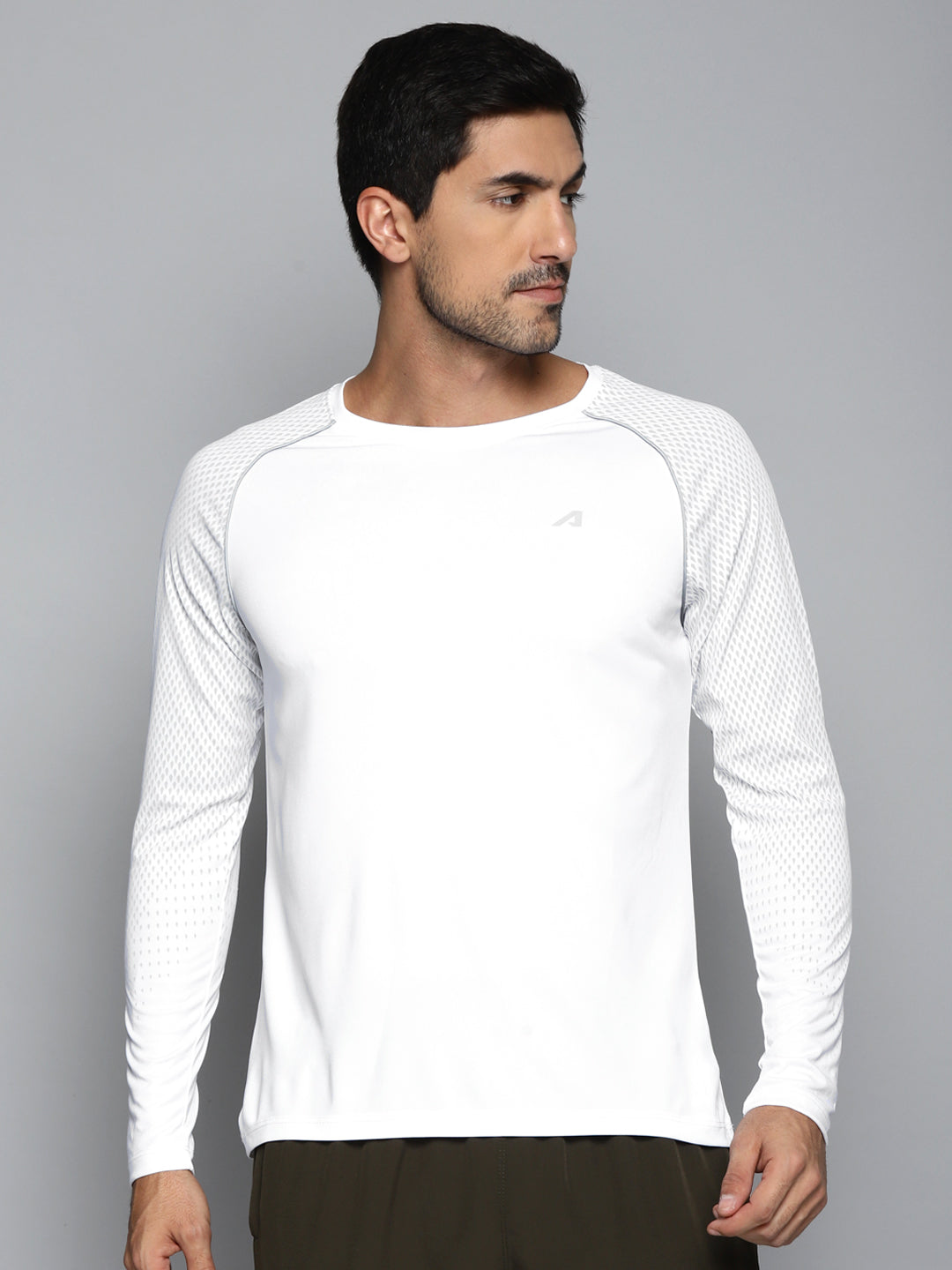 ALCIS Men White Slim Fit Running T-shirt