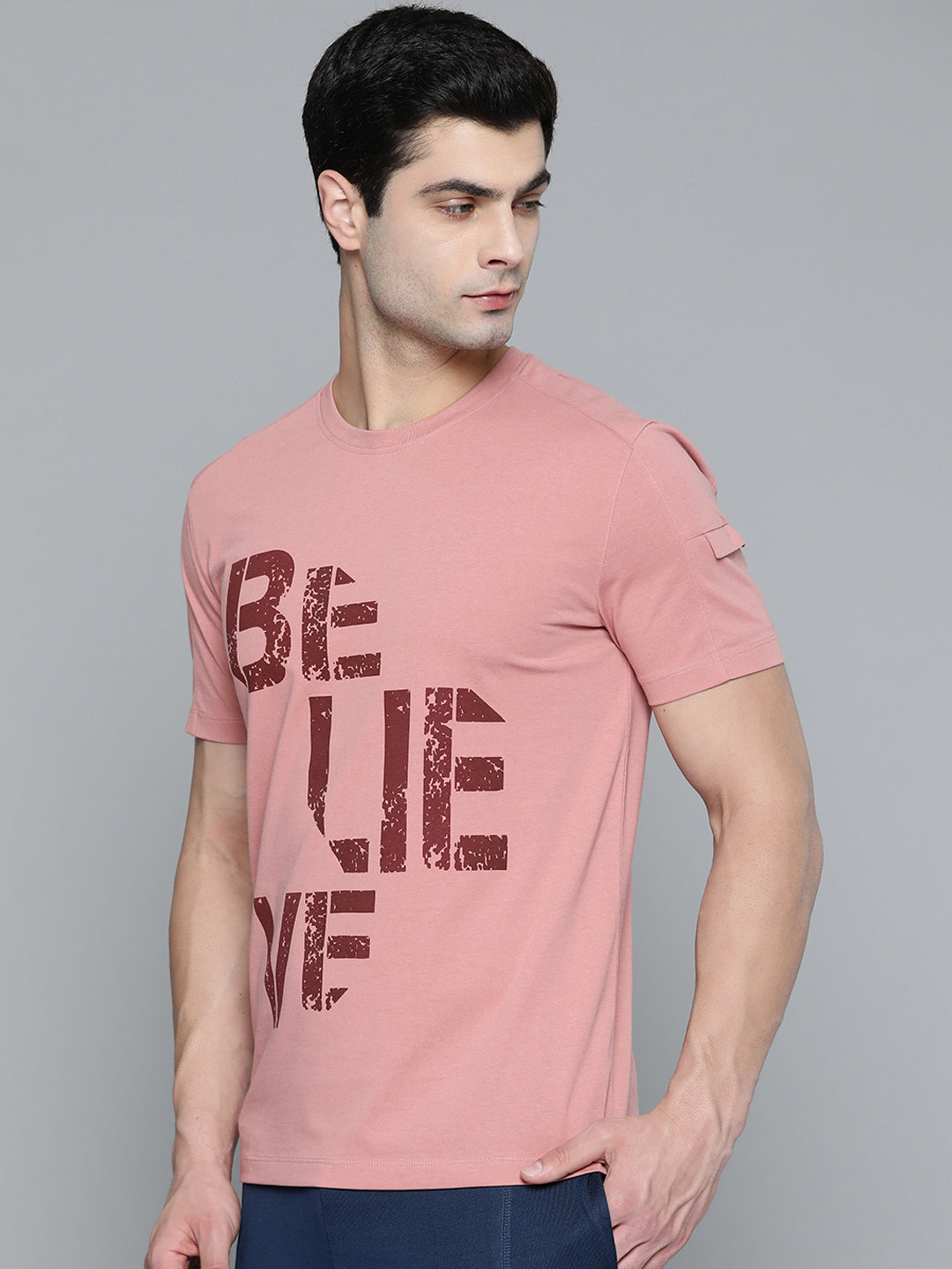 Alcis Men Dusty Pink  Maroon Typography Printed T-shirt