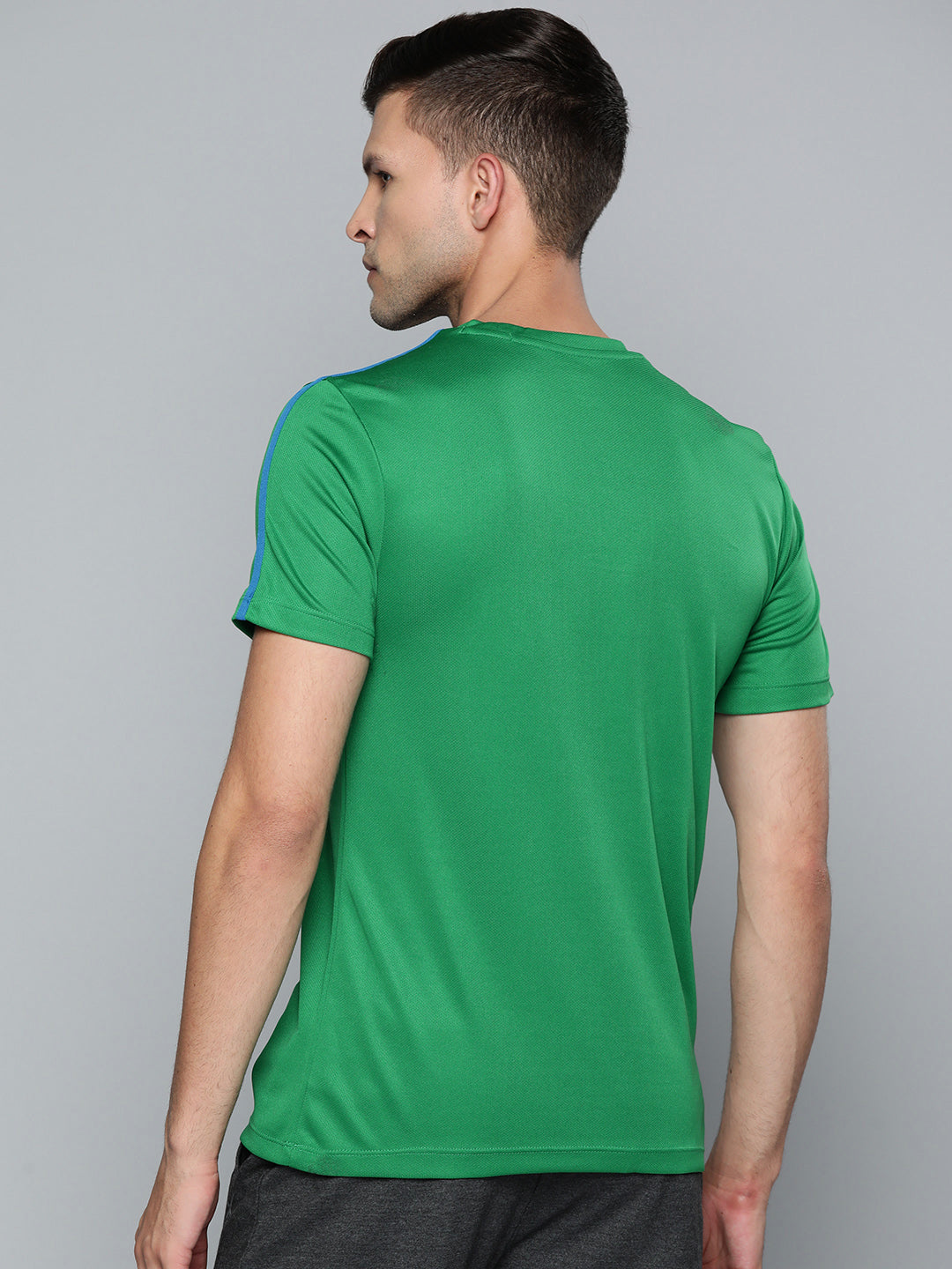 Alcis Men Green Striped Slim Fit T-shirt