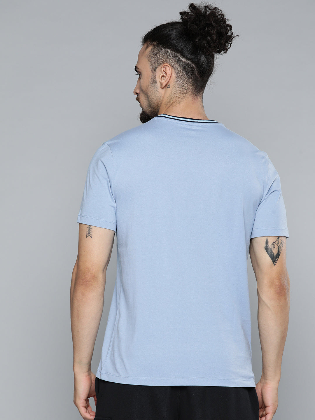 Alcis Men Blue Solid Slim Fit Gym T-shirt