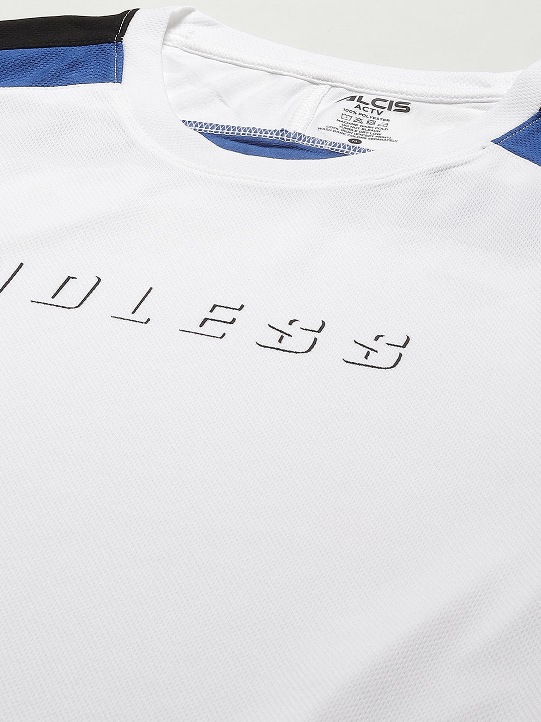 Alcis Men White Typography Printed Slim Fit T-shirt