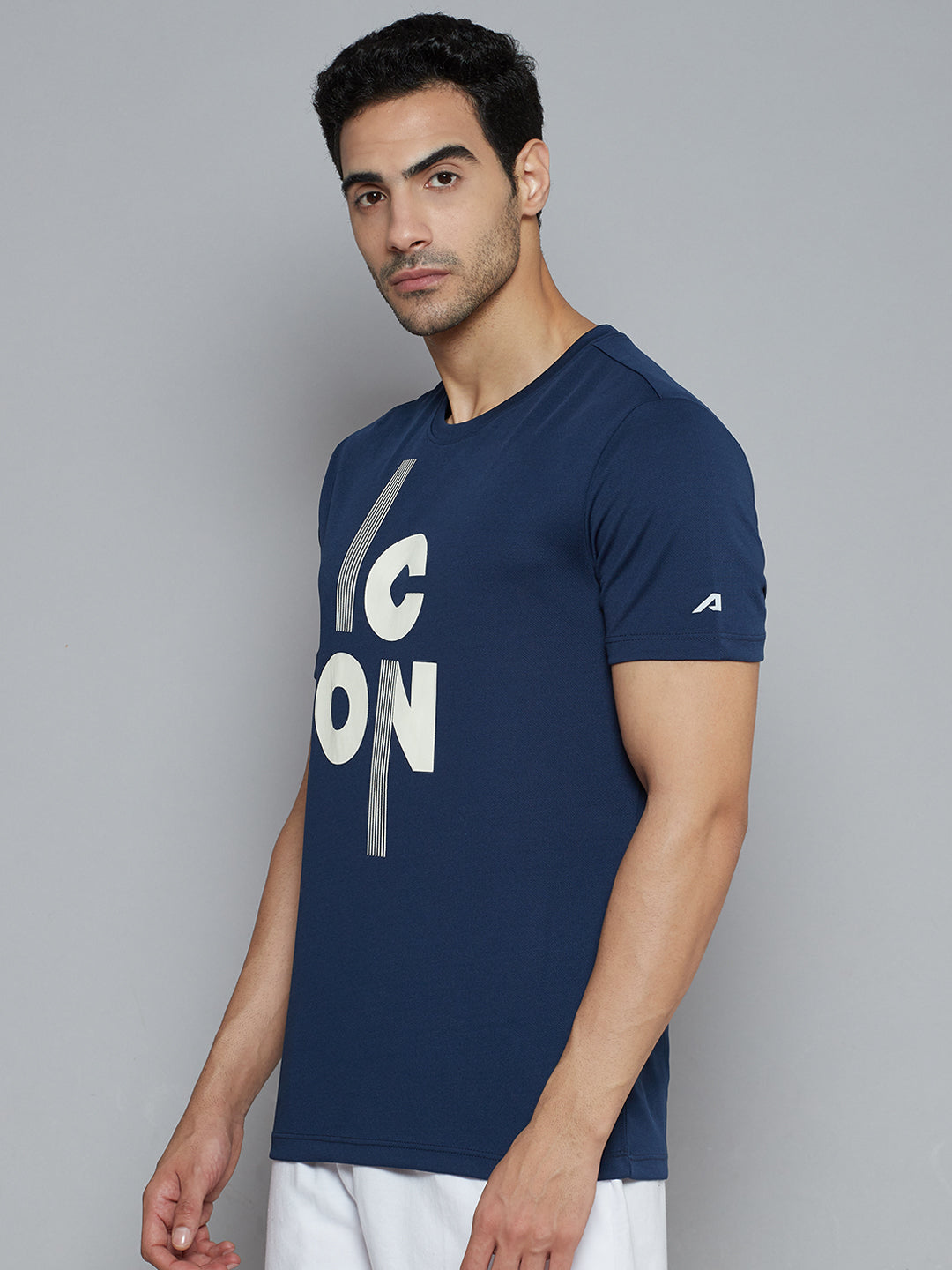 Alcis Men Navy Blue Typography Printed Slim Fit T-shirt