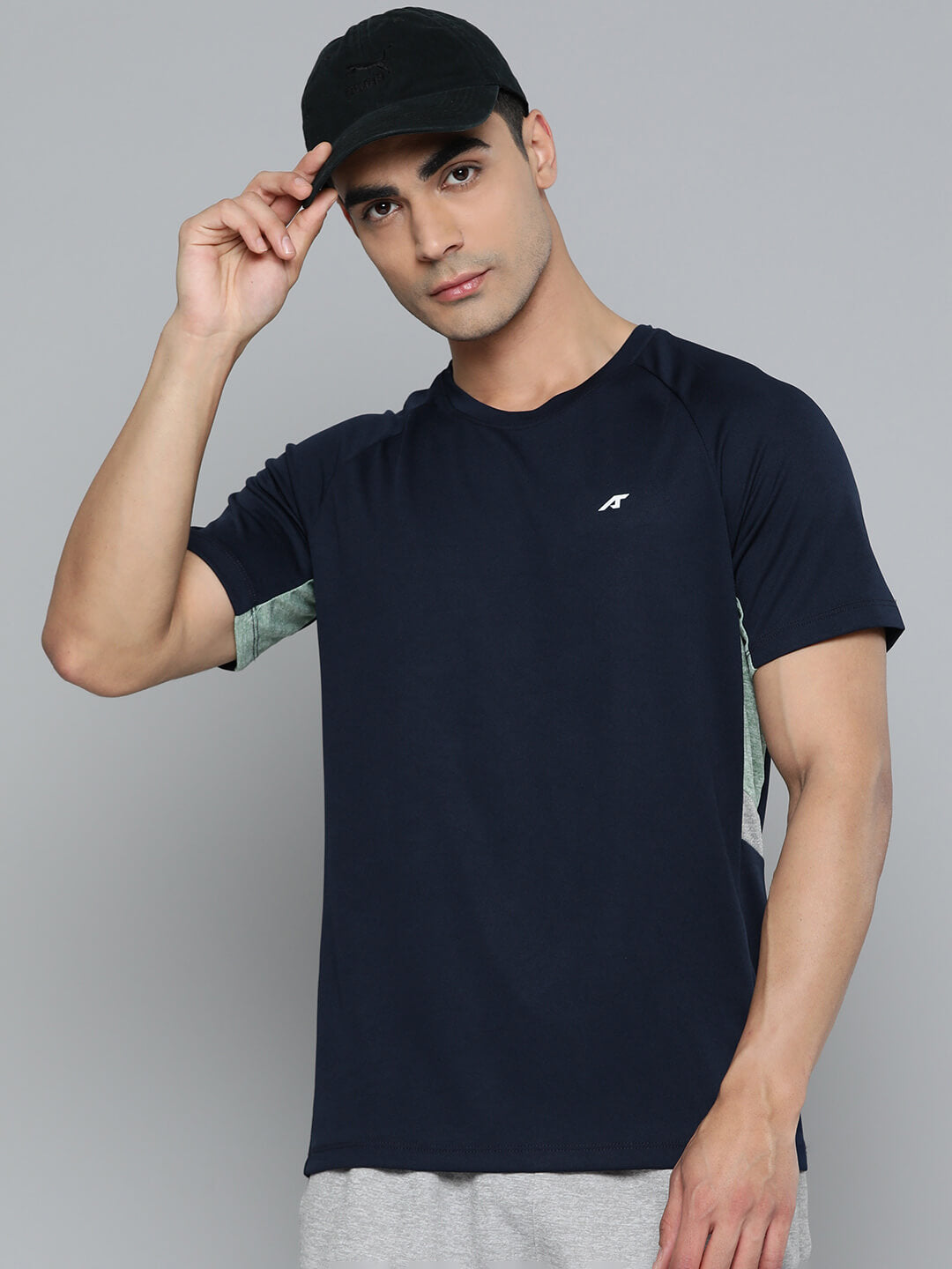 Alcis Men Navy Blue Colourblocked Dry Tech Slim Fit Sports T-shirt