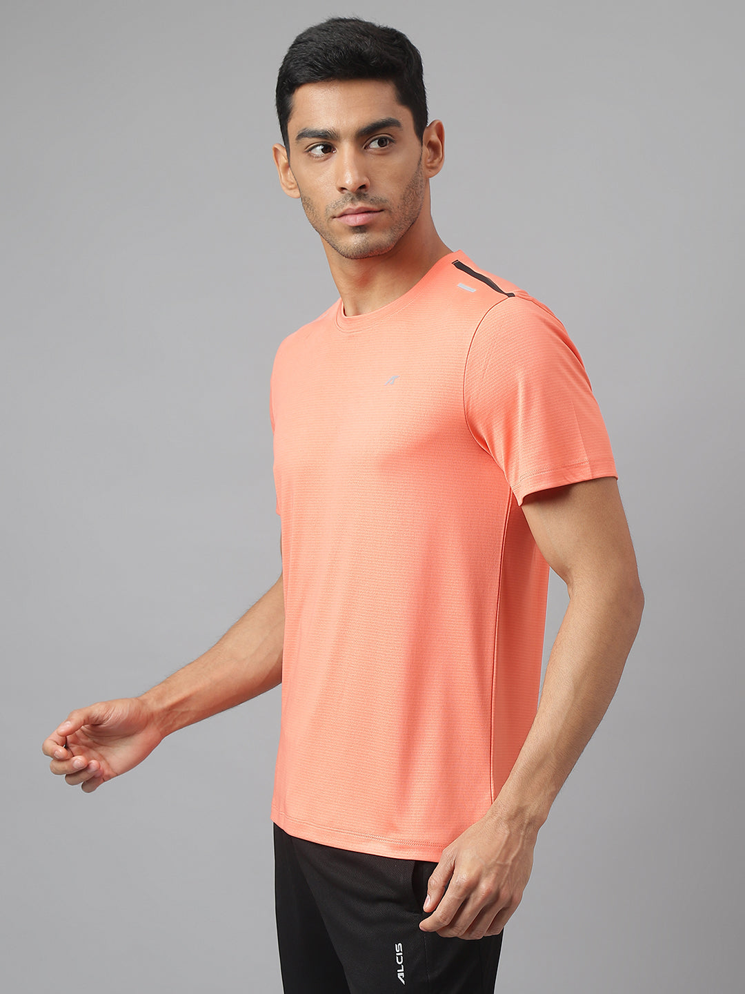 Alcis Men Orange Drytech+ Anti-Static Slim-Fit Round Neck Running T-Shirt