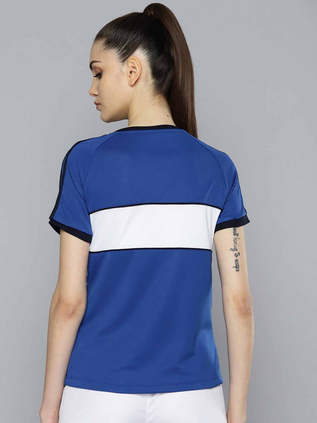Alcis Women Blue  White Colourblocked Slim Fit T-shirt