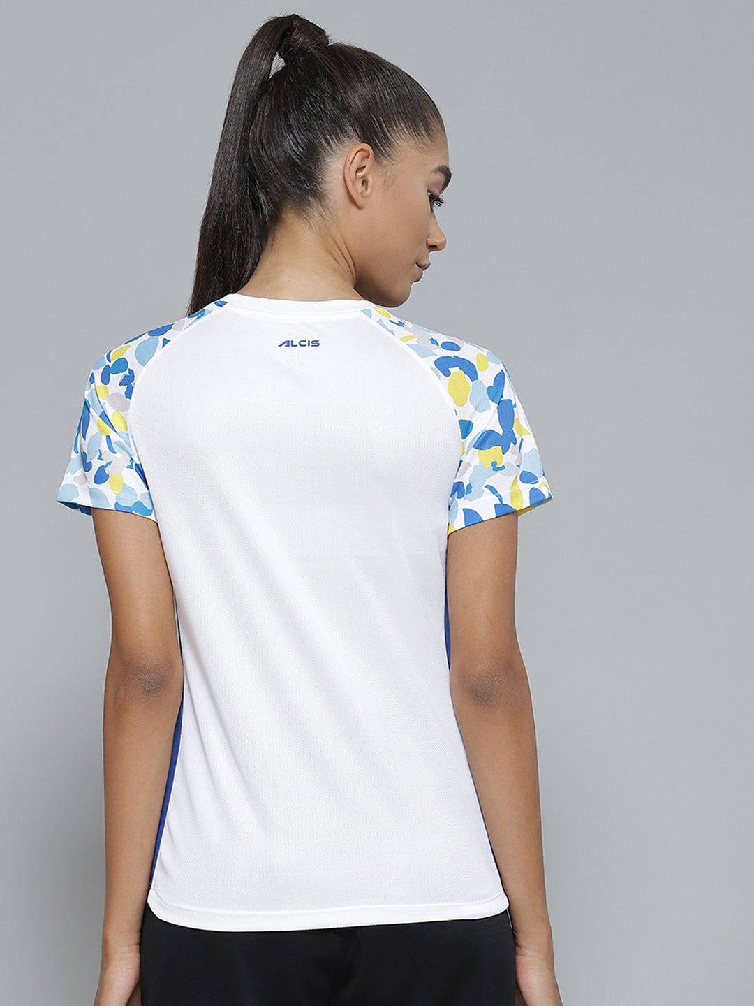 Alcis Women White  Blue Printed Slim Fit Sports T-shirt