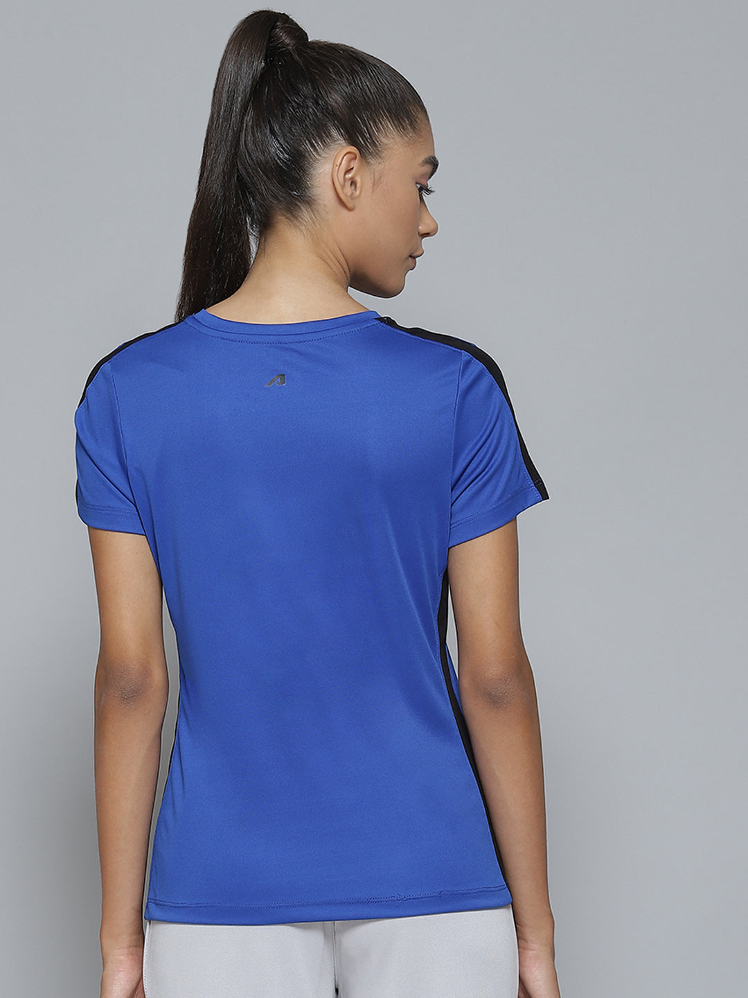 Alcis Women Blue Printed Slim Fit T-shirt