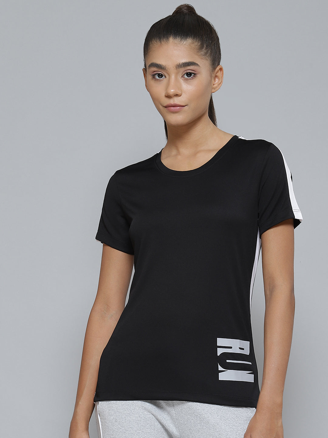 Alcis Women Black Printed Slim Fit T-shirt