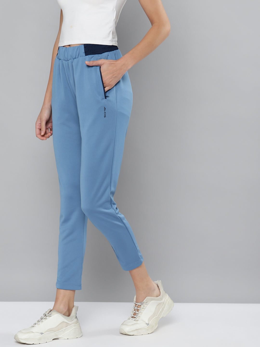 Alcis Women Blue Solid Slim Fit Track Pants