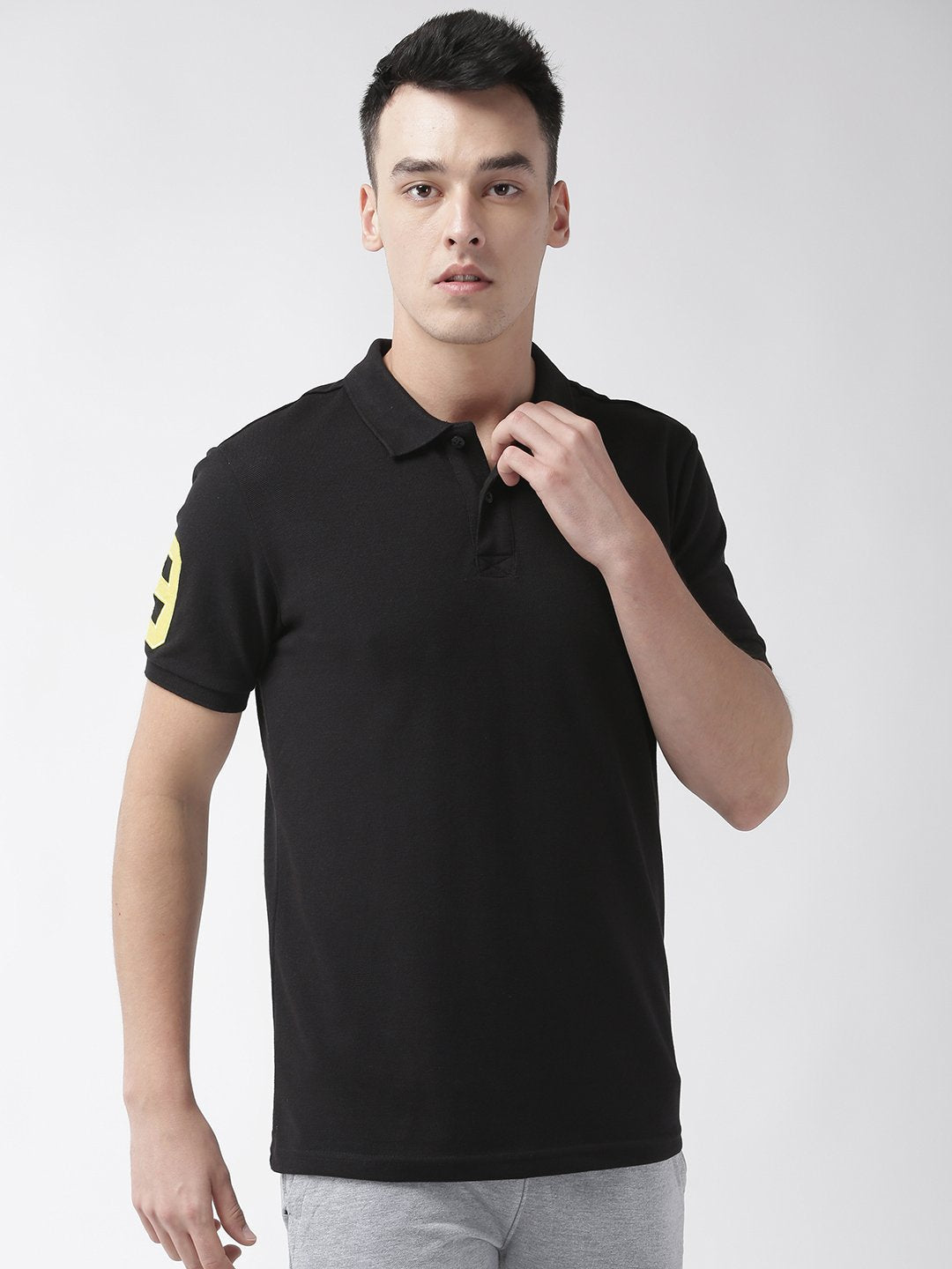 Alcis Men Black Solid Polo Collar Training T-shirt ECMPO00141-S