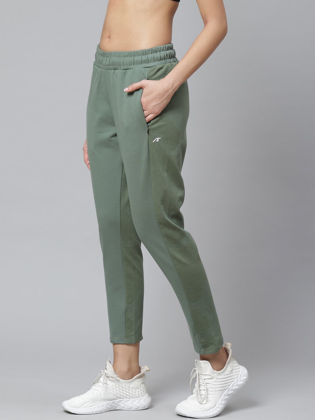 Alcis Women Solid Olive Track Pant