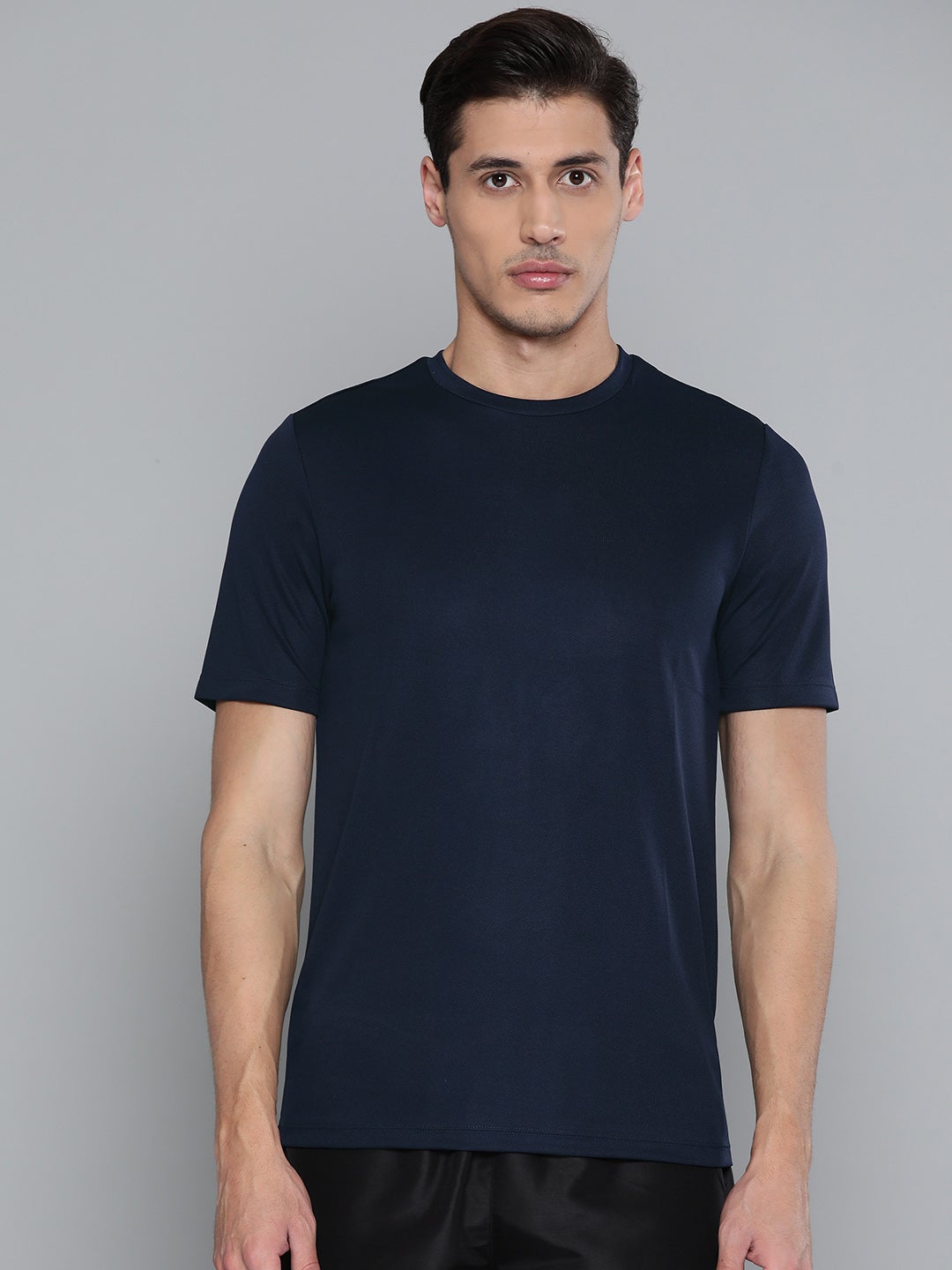 Alcis Men Solid Blue Round Neck T Shirt