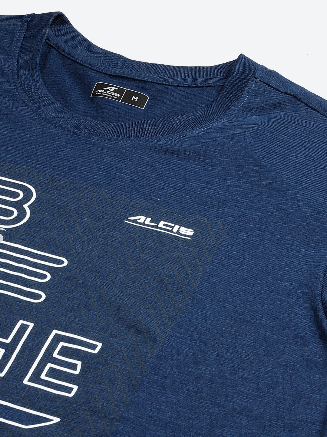 Alcis Men Navy Blue & White Typography Printed Slim Fit T-shirt
