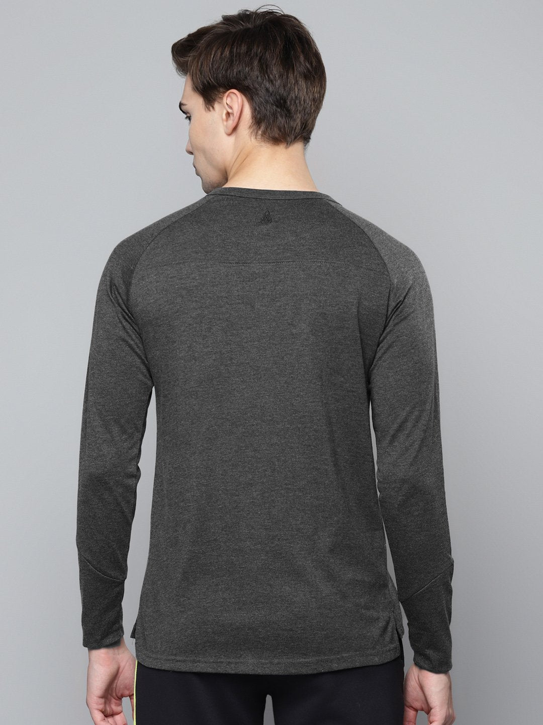 Alcis Men Charcoal Grey Solid T-shirt