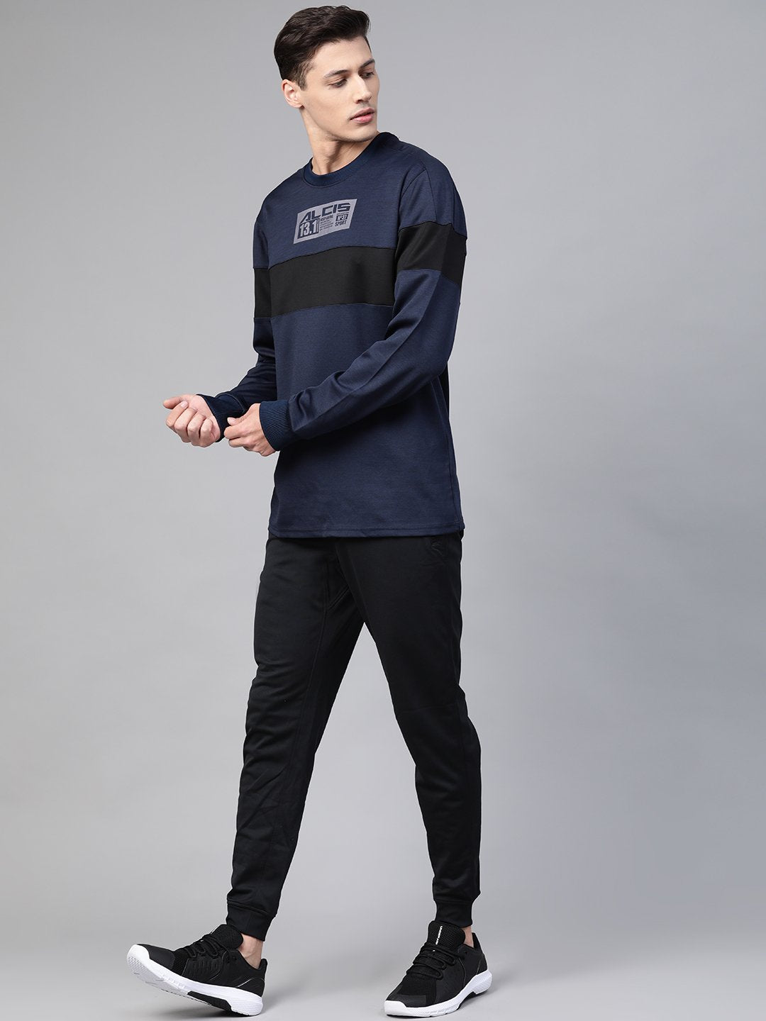 Alcis Men Navy Blue  Black Colourblocked Running Sweatshirt