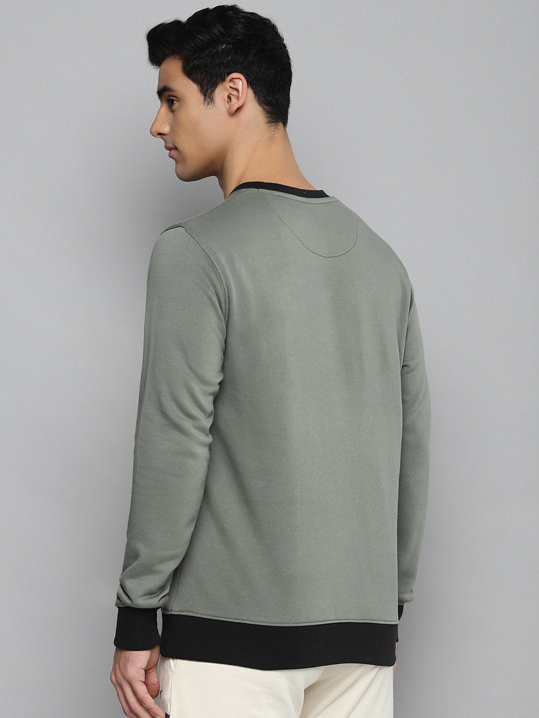 Alcis Men Olive Green Printed Sweatshirt
