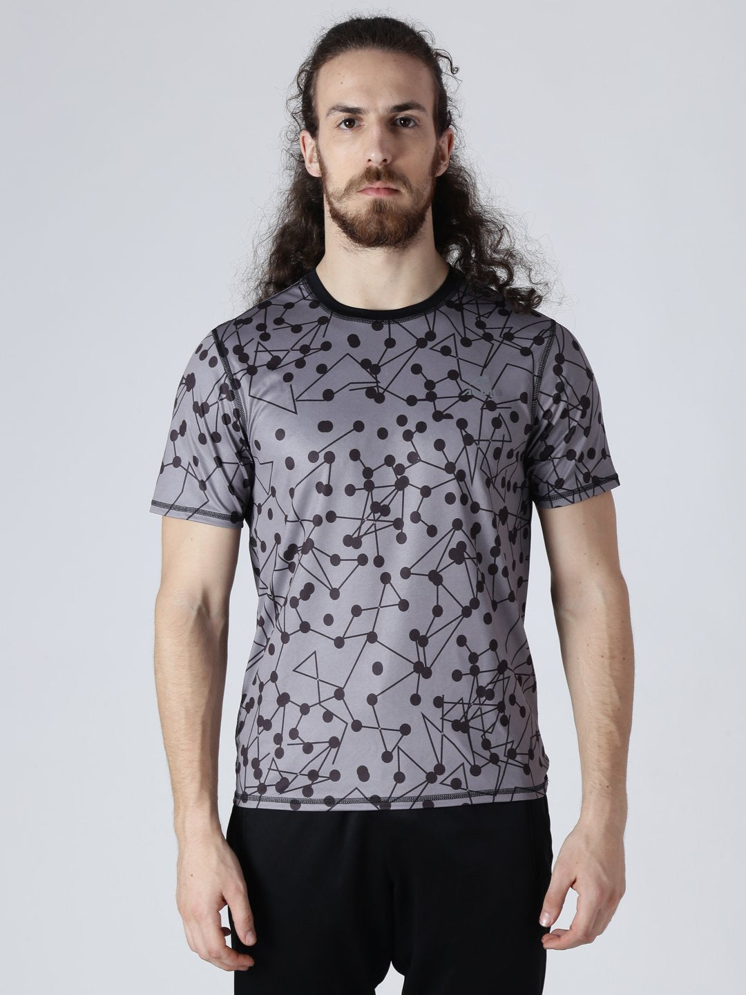 Alcis Men Taupe & Black Printed Round Neck Outdoor Reversible T-shirt
