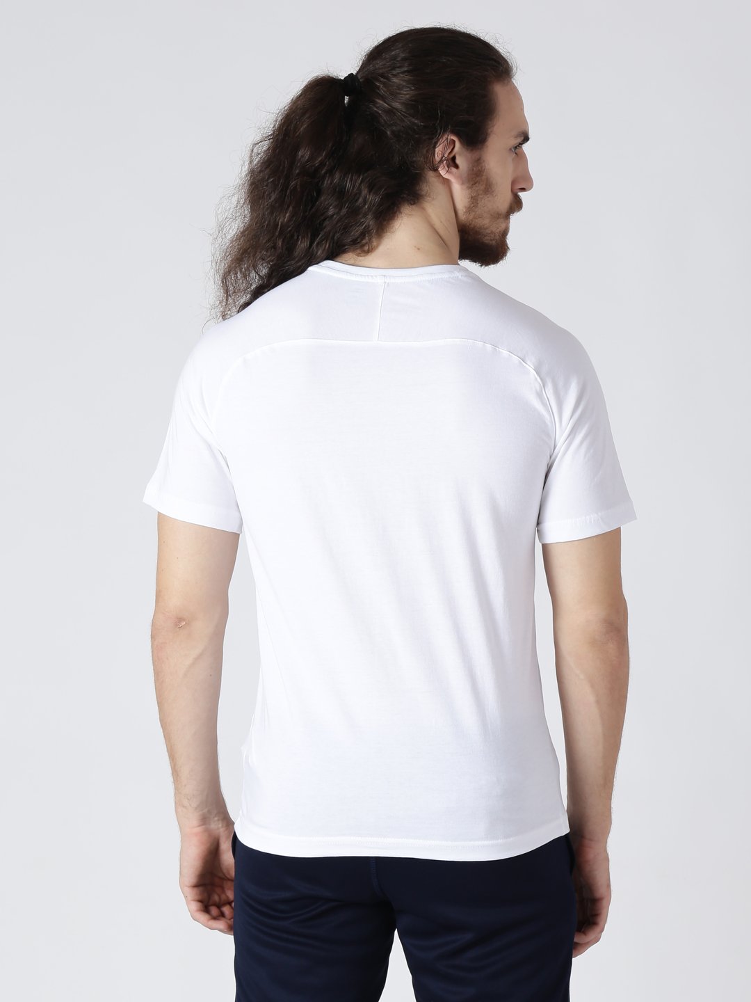 Alcis Men White Printed Round Neck Slim Fit T-shirt