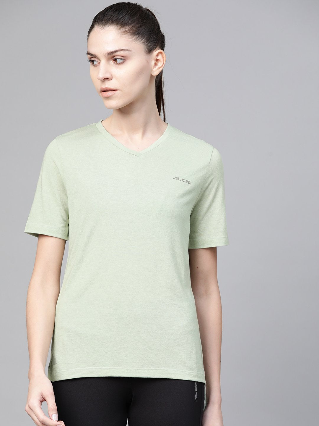 Alcis Women Green Solid V-Neck High-Low Training T-shirt