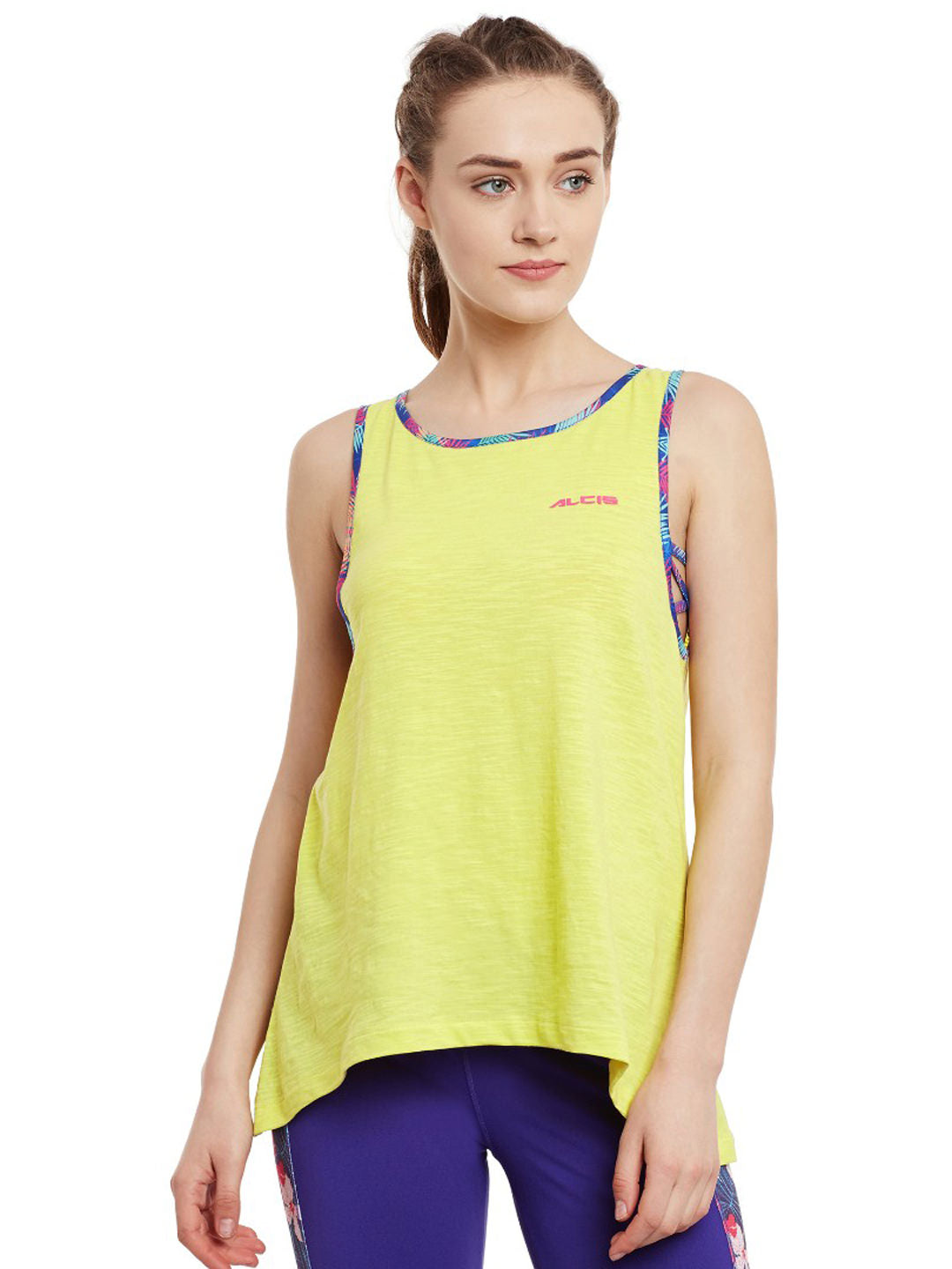 Alcis Women Yellow Solid Top AKYGWTE1030133-S