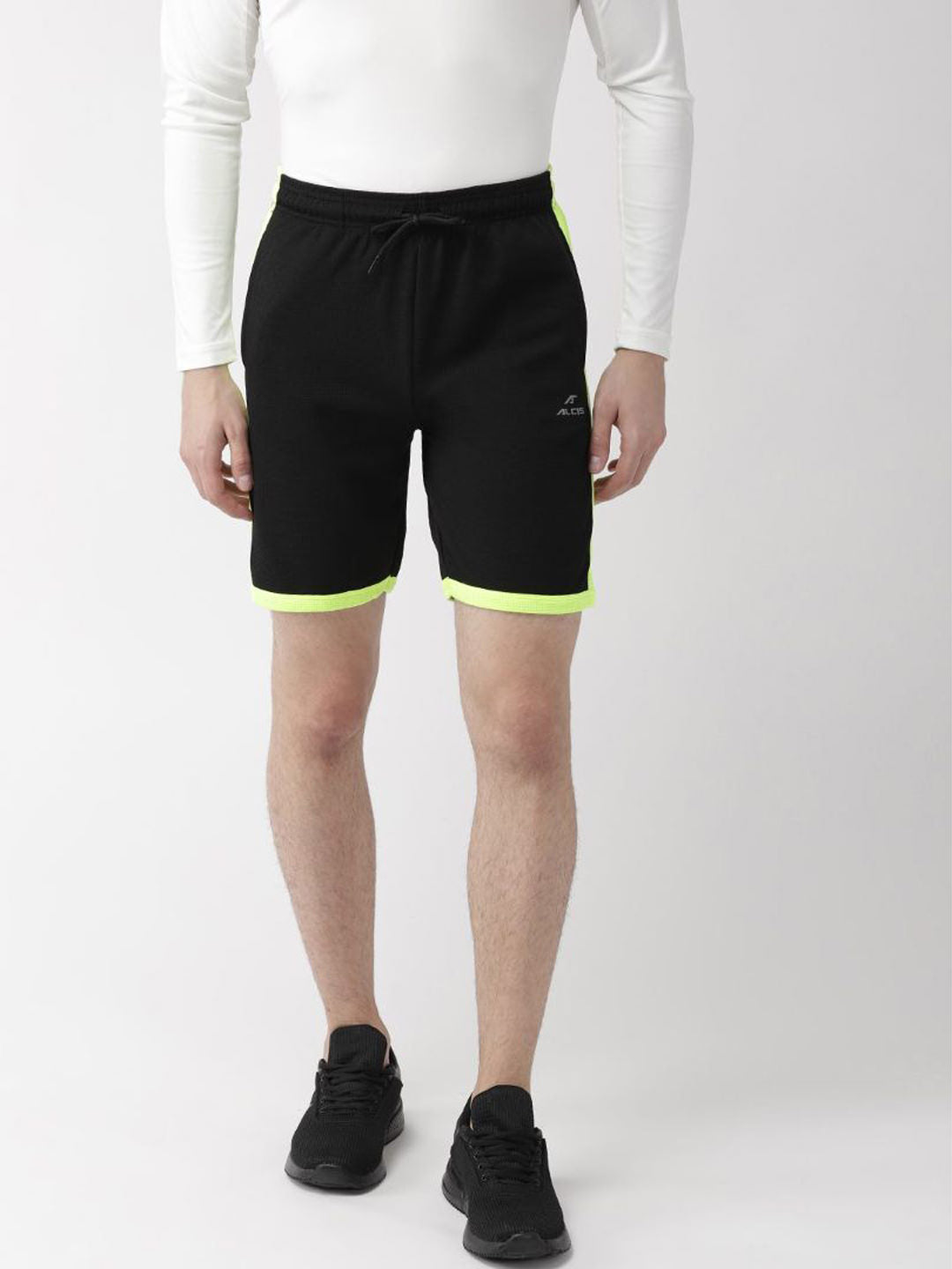 Alcis Men Black Solid Slim Fit Sports Shorts ALDUBSH0704-S