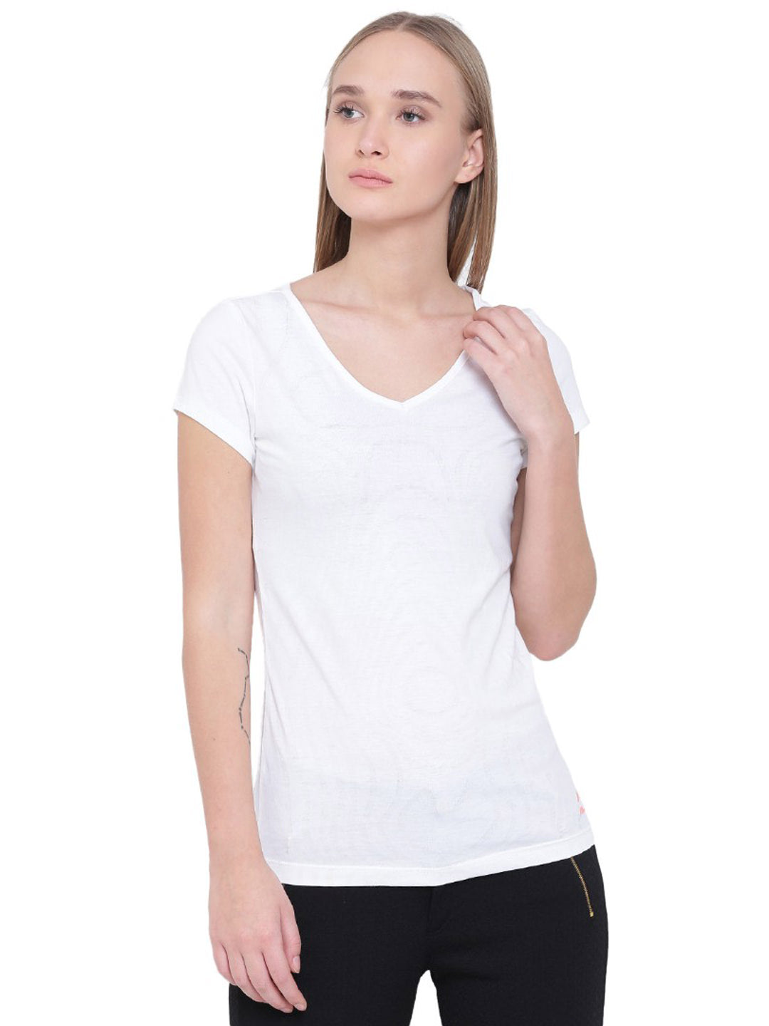 Alcis Women Solid White Tshirts ALWYT134437-XS