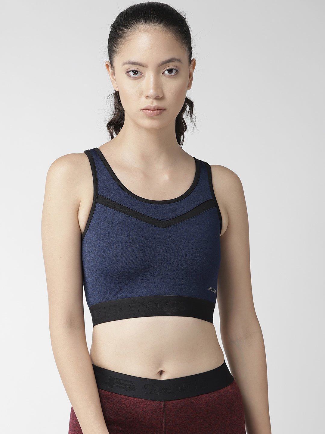 Alcis Women Navy Blue Solid Non-Wired Lightly Padded Running Sports Bra