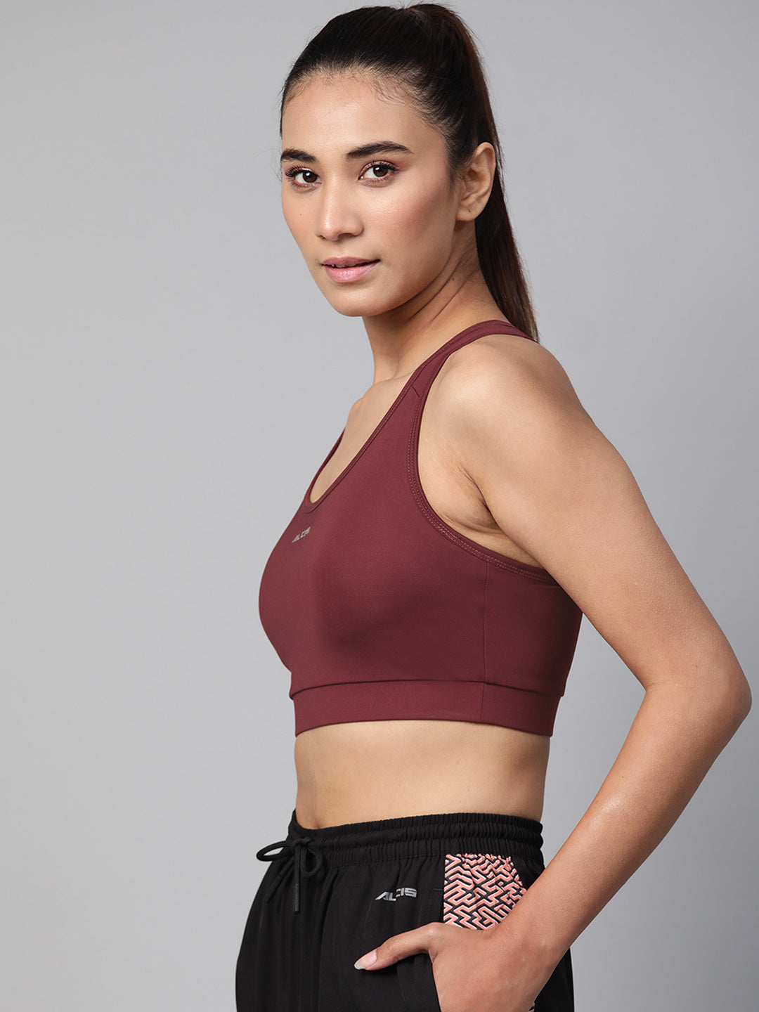 Alcis Maroon Solid Non-Wired Lightly Padded Workout Bra