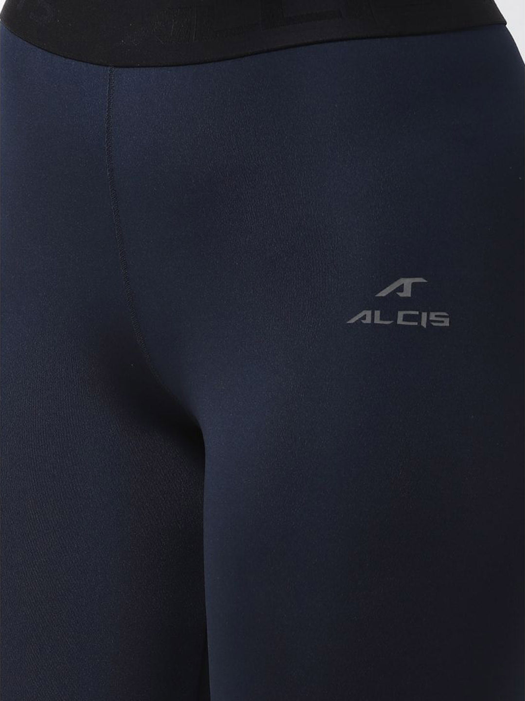 Alcis Women Navy Blue Solid 3/4th Compression Training Tights