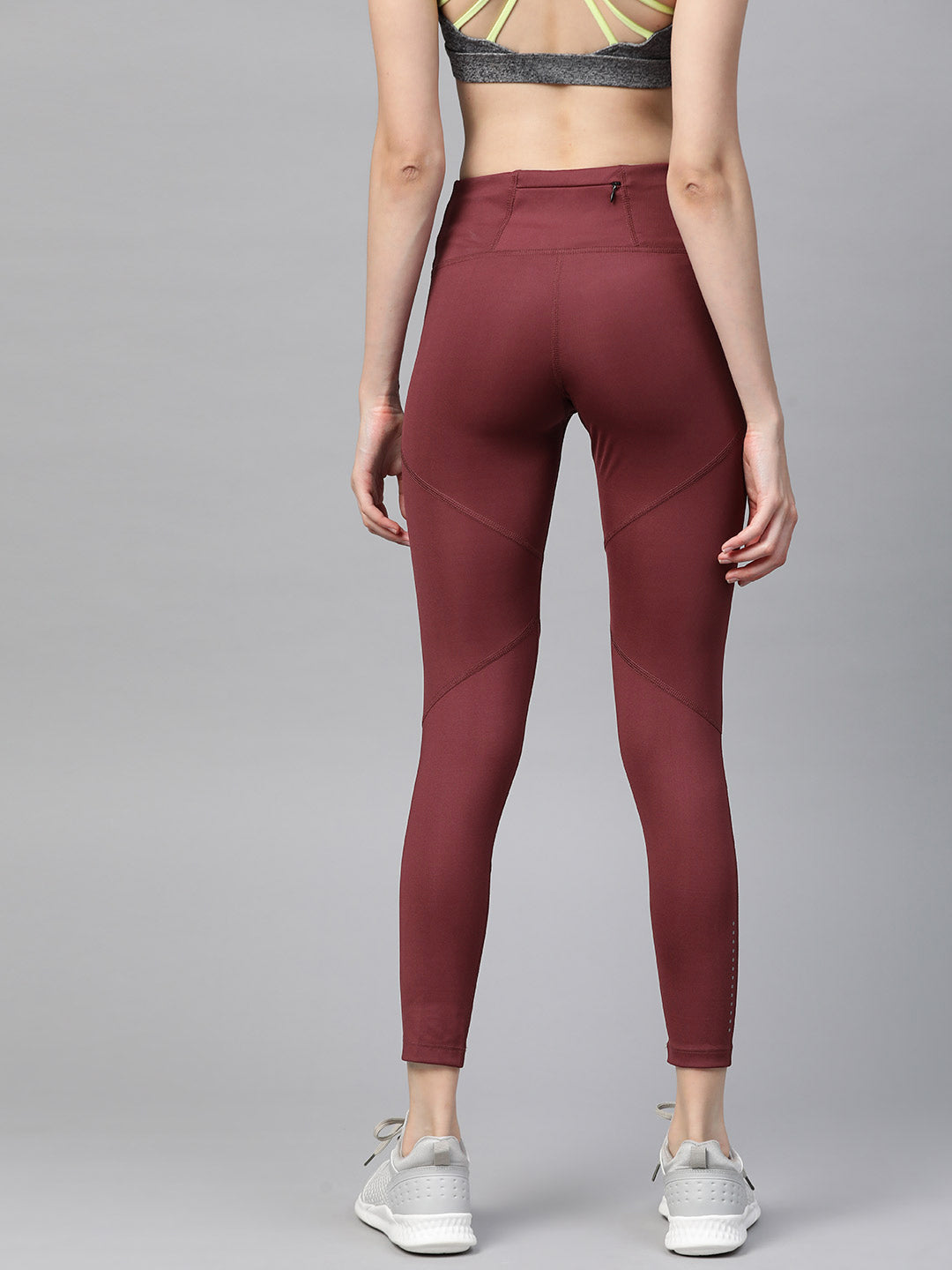 Alcis Women Maroon Solid Cropped Tights
