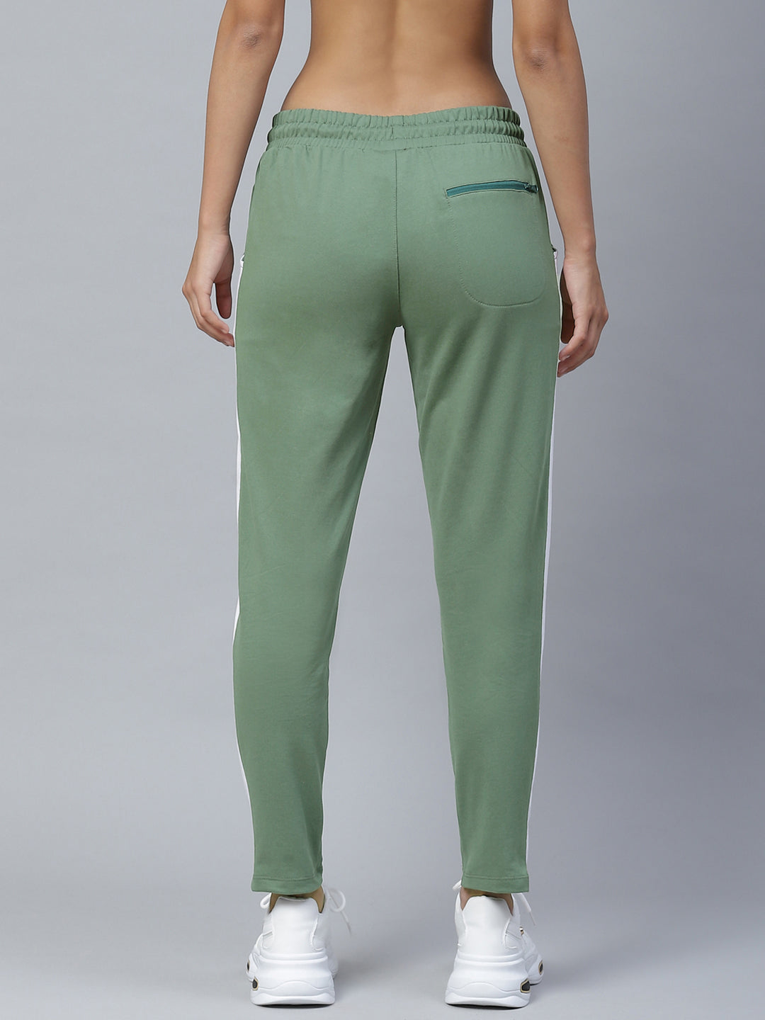 Buy Men Green Solid Slim Fit Casual Track Pants Online - 810476 | Van Heusen