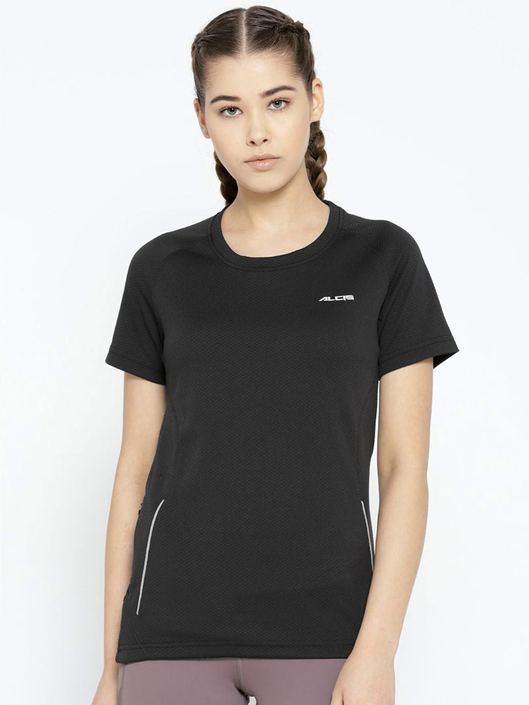 Alcis Women Black Solid Round Neck Running T-shirt