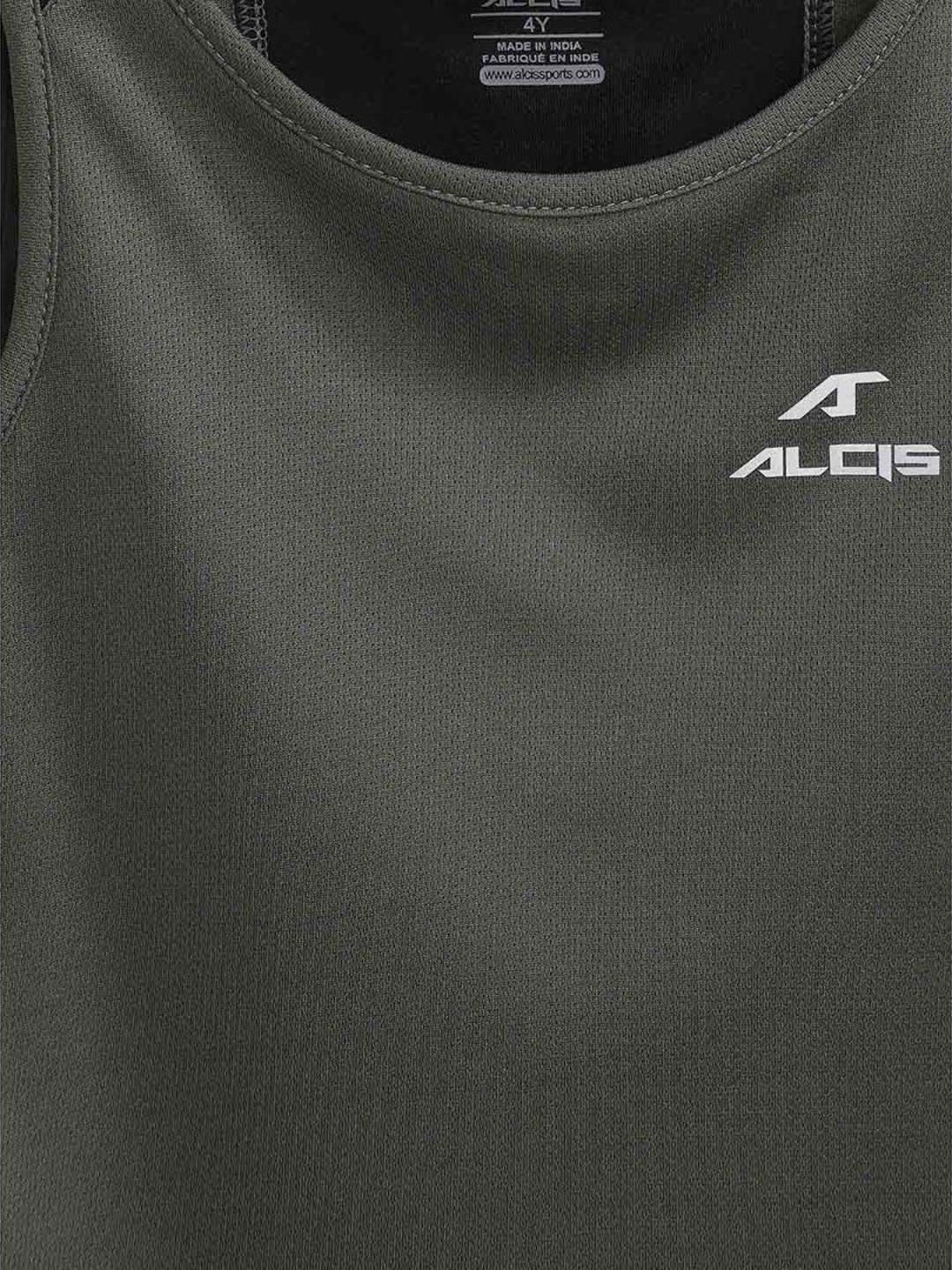Alcis Boys Charcoal Grey Solid Slim Fit Round Neck T-shirt